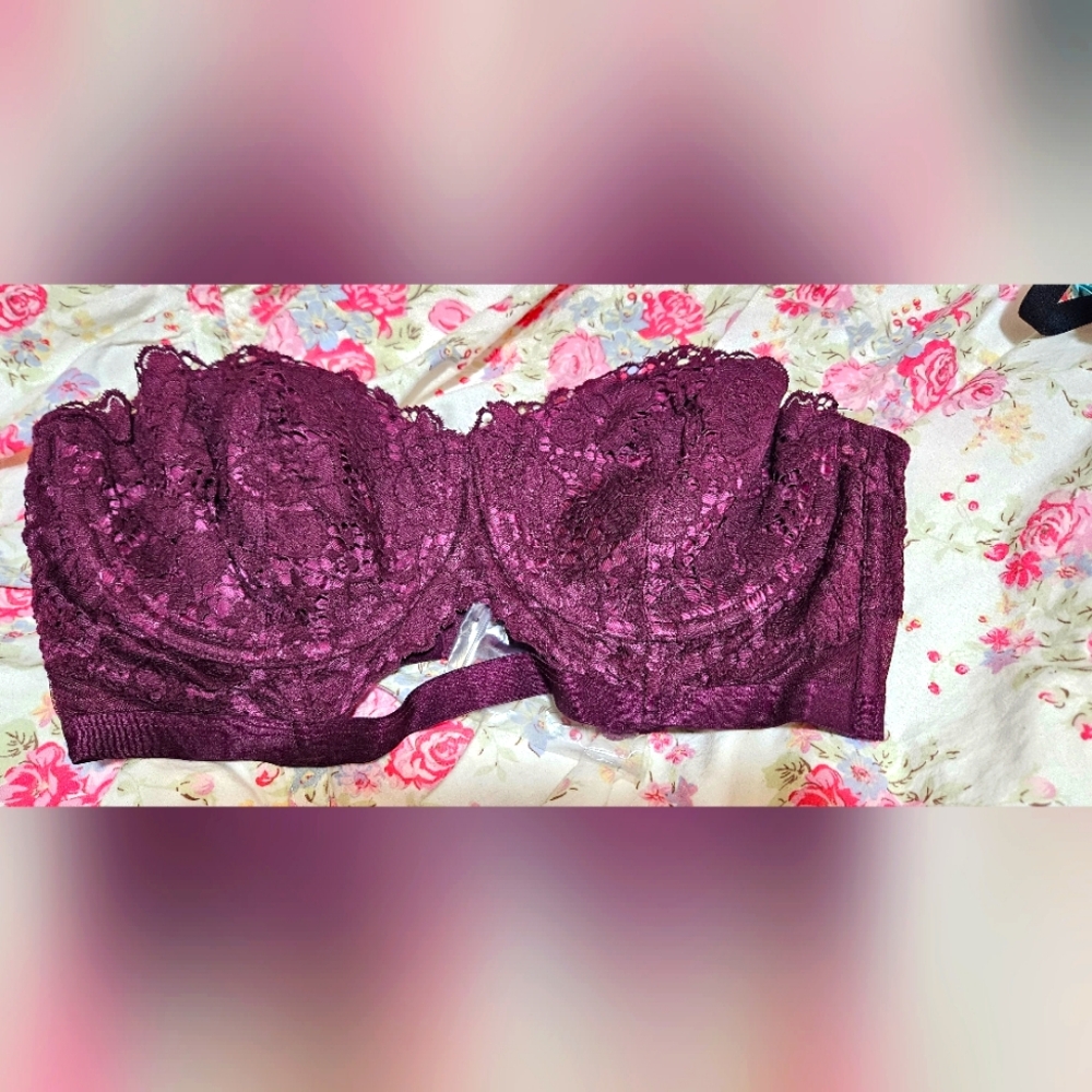 Victoria Secret unlined, strapless bra